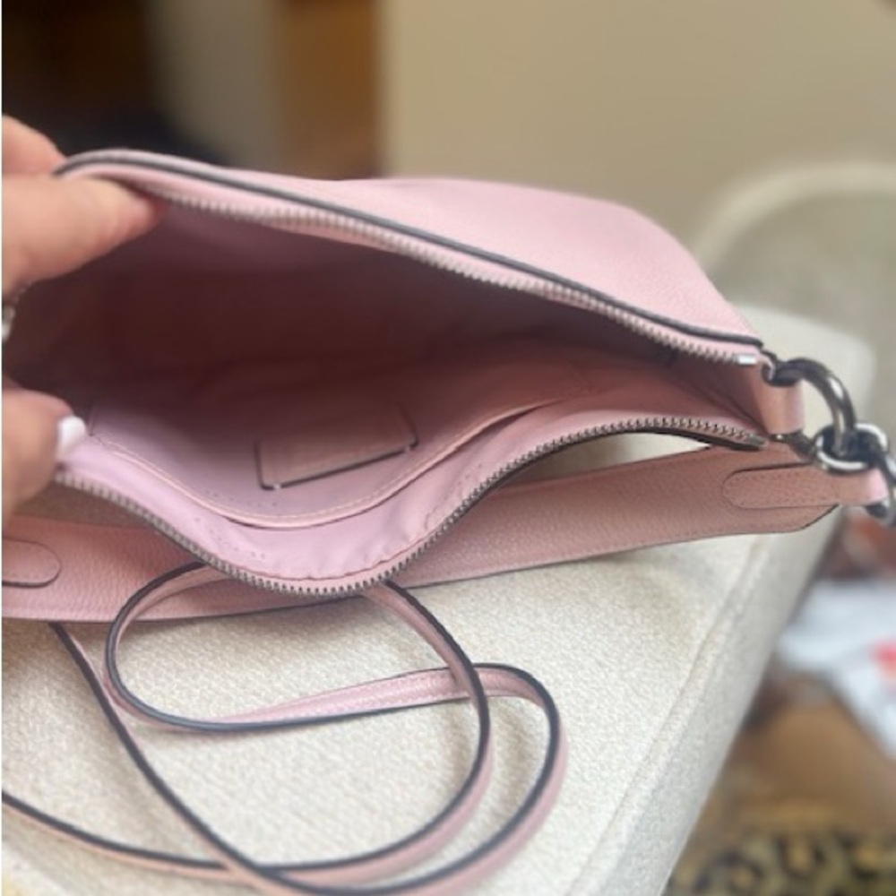 Chic  Pink Coach Crossbody handbag